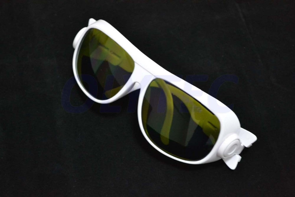 IPL-3-1 IPL Safety Glasses For 190-2000nm O.D 4+ VLT 28% With Cleaning Cloth And Black Case