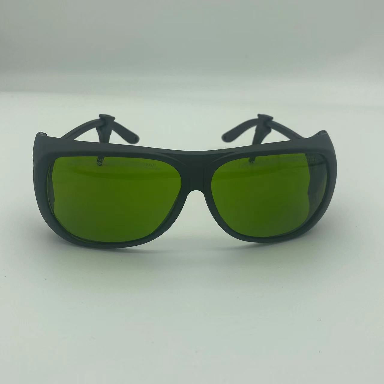 LSG-15-6 680-1100nm O.D 4+ Laser Safety Glasses For 755nm Alex laser, 808nm Diode Laser, YAG 1064nm Lasers